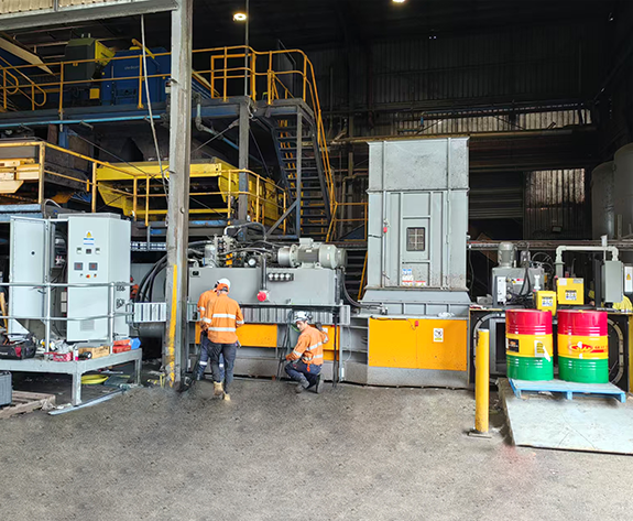 Multifunkčné a vysoko účinné riešenie balíkovania pre komplexné recyklačné centrum Austrálie